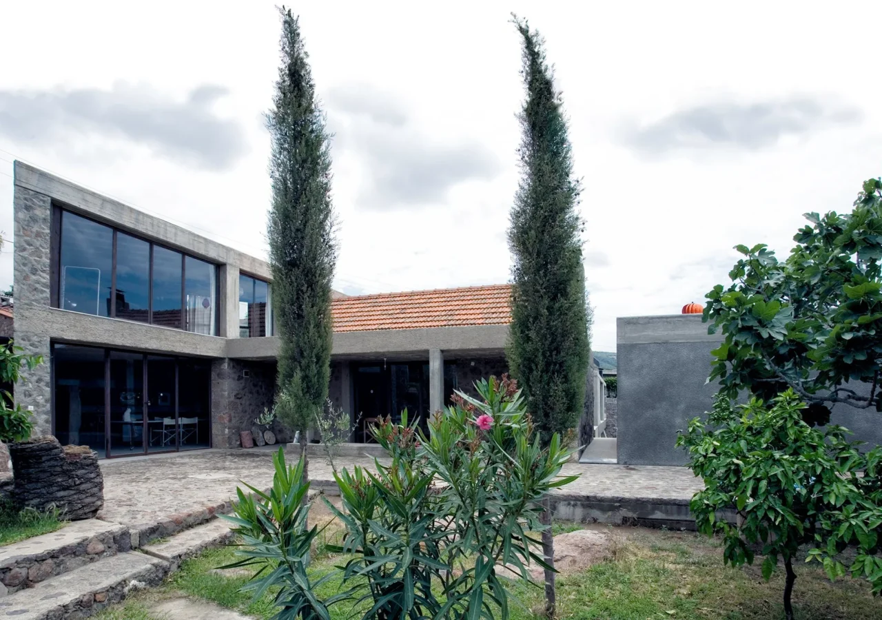 Nevzat Sayın Evi